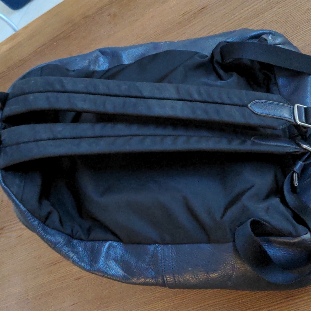 ⭐ Coach Backpack - Picture 2 of 13